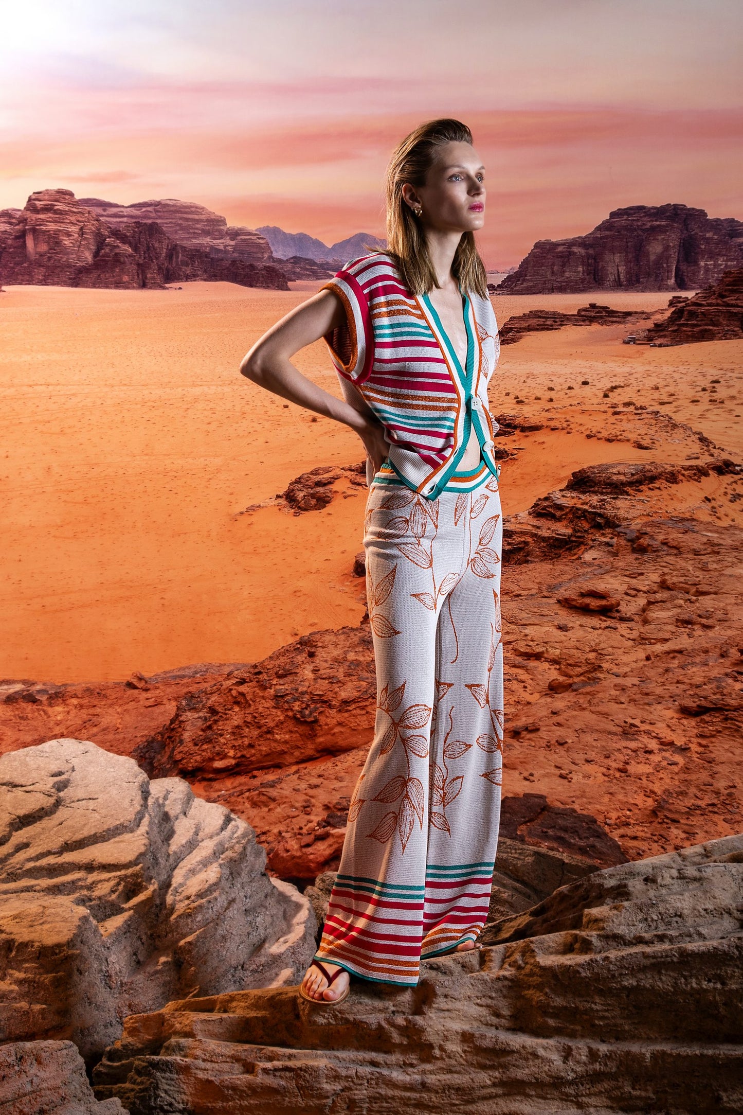 FRIENDLY SWEATER - Pantalone